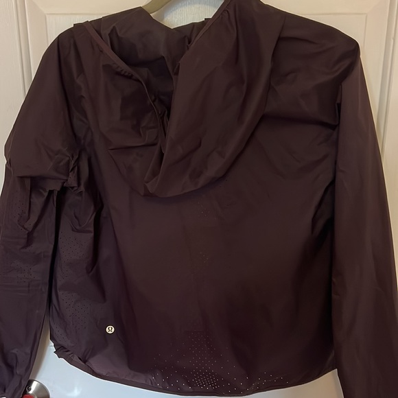 Lululemon jacket - Picture 3 of 6